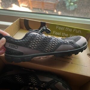 Xero Women's Black and Gray Sneakers